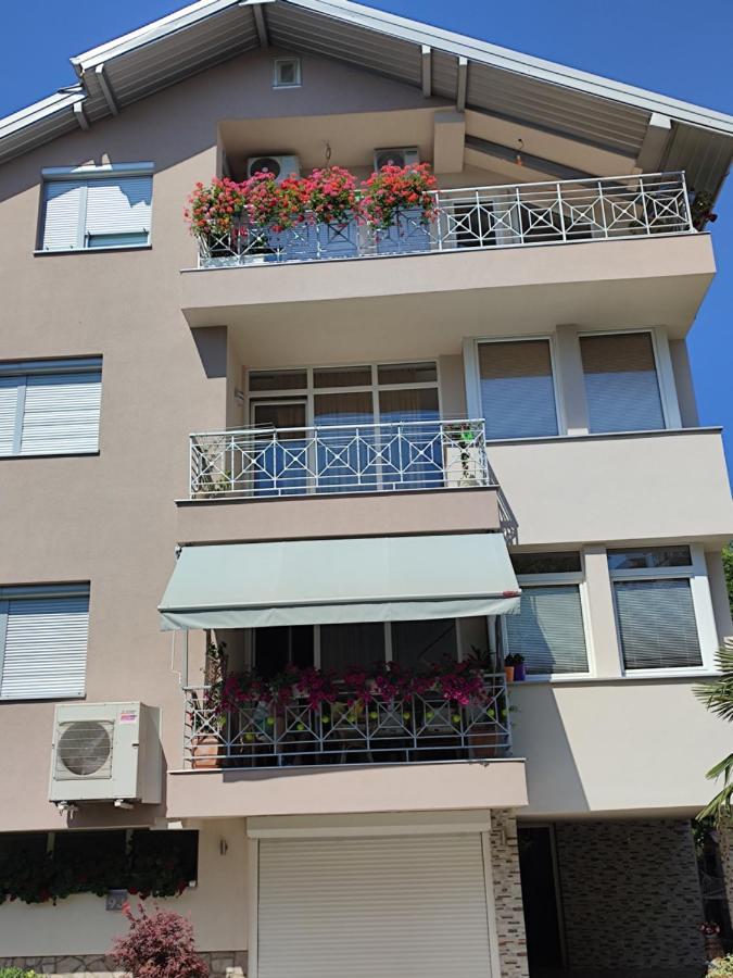 Ohrid Happy Apartments Buitenkant foto